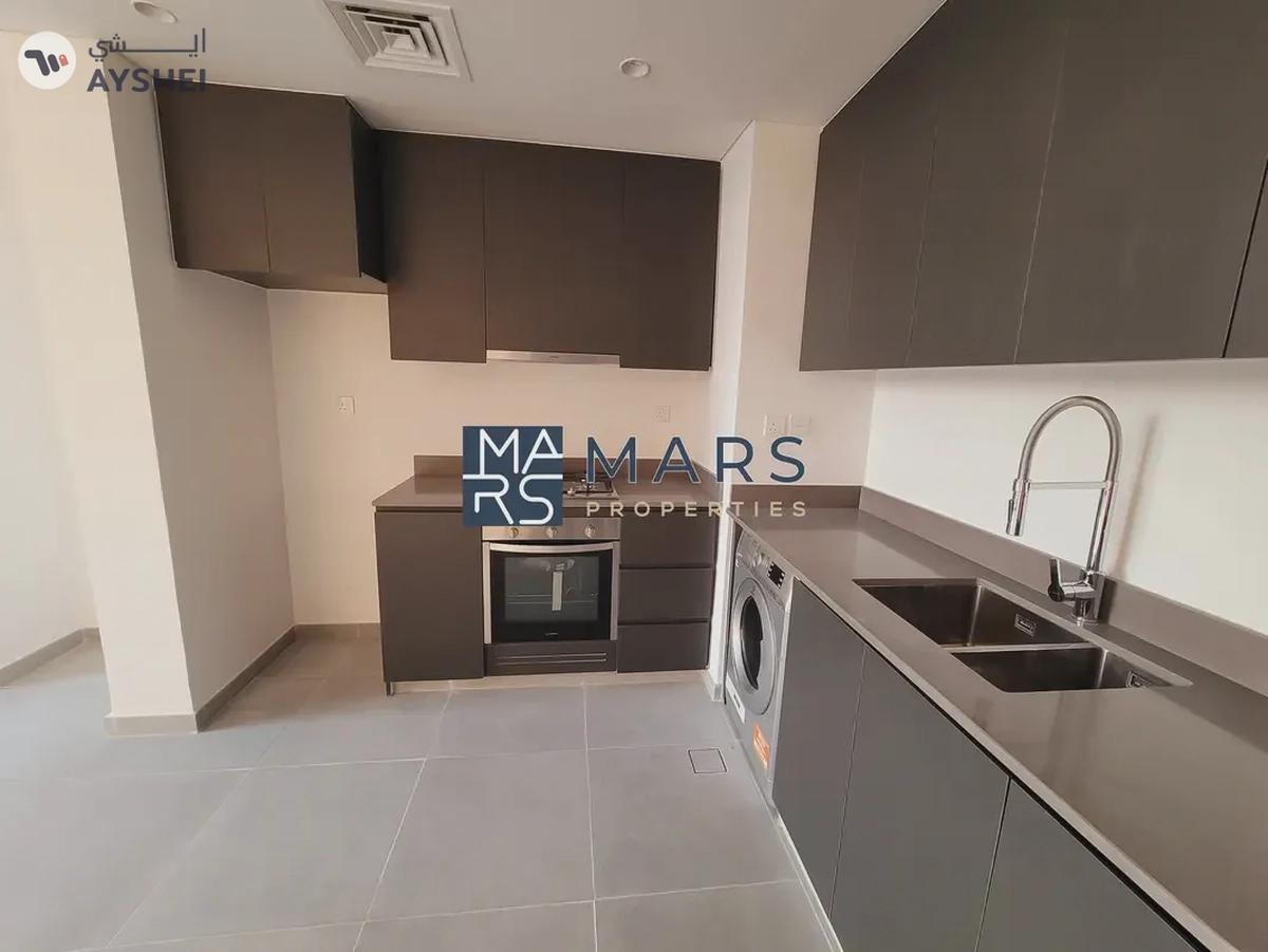 | Brand New ||Luxury 2 Bedroom || Prime Location || Ready To Move |-2-2