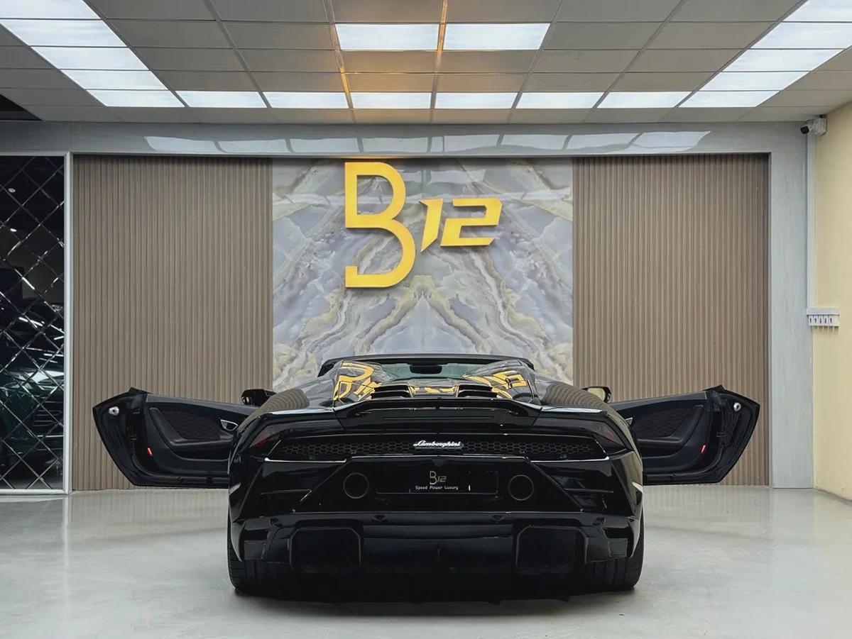 Lamborghini EVO RWD Spyder 2022-4-4