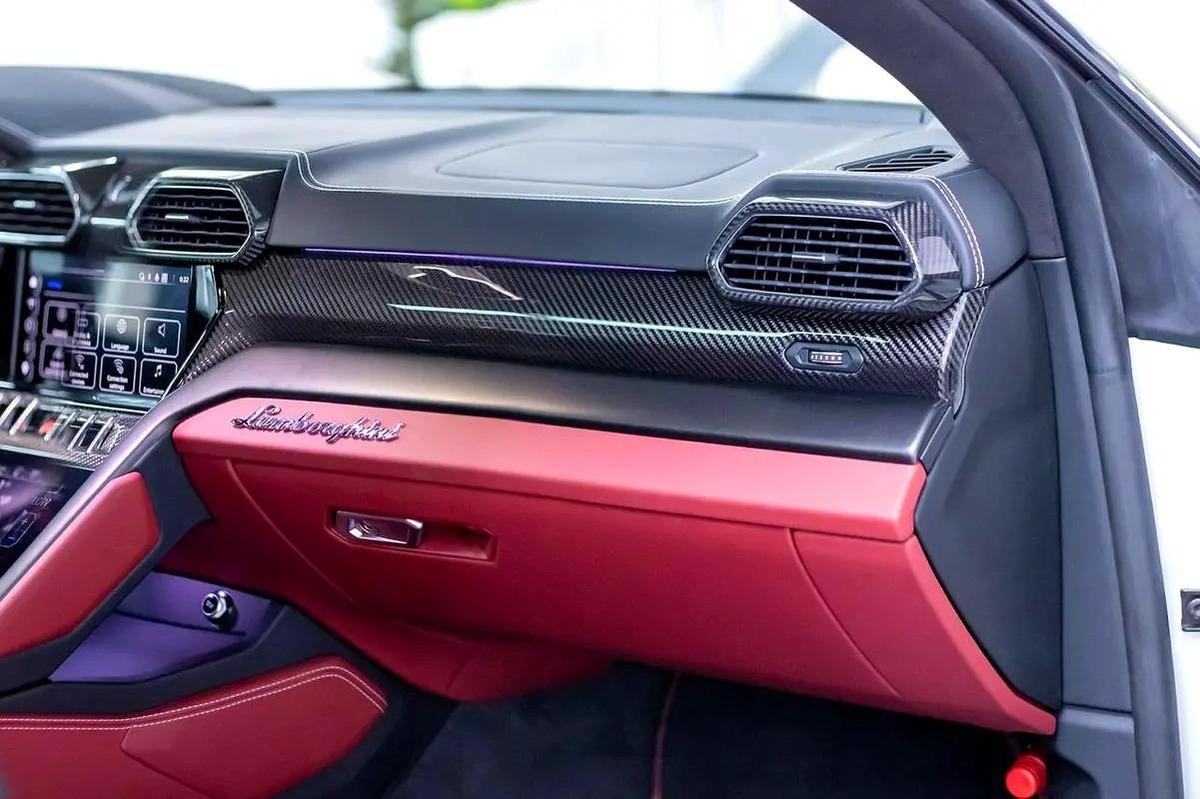 Lamborghini Urus S | 2024 | 1,500km | Under warranty-6-6