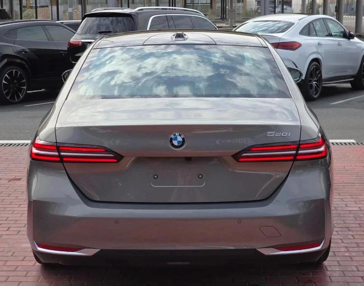 BMW 520i Under Warranty and Service 2026 GCC-3-3