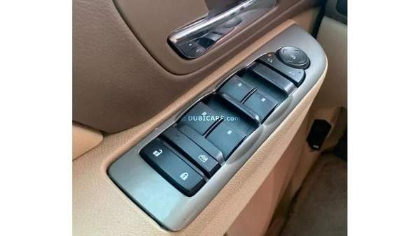 Chevrolet Tahoe LT 5.3L-8CYL - EXCELLENT CONDITION - AED 38,000