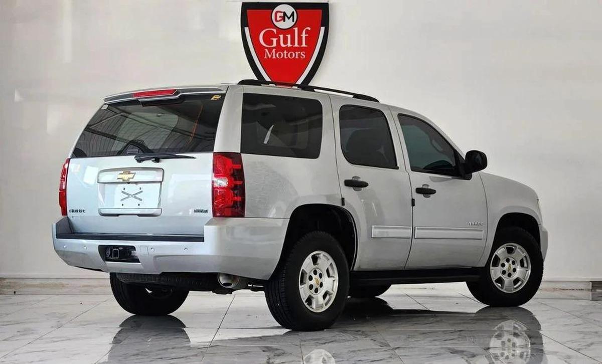 Chevrolet Tahoe LT 5.3L-8CYL - EXCELLENT CONDITION - AED 38,000-2-2