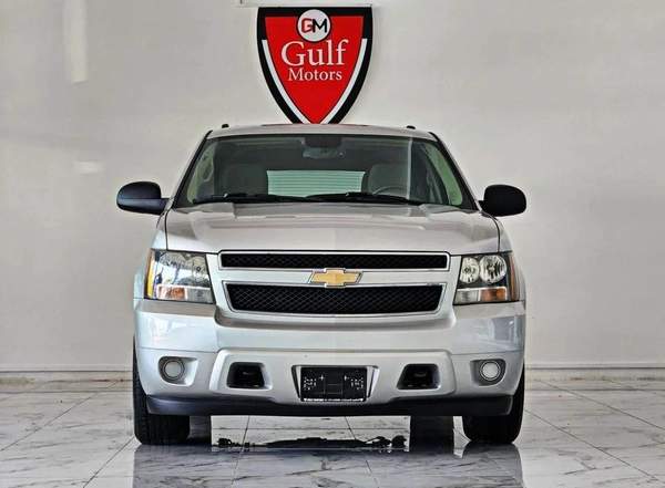 Chevrolet Tahoe LT 5.3L-8CYL - EXCELLENT CONDITION - AED 38,000