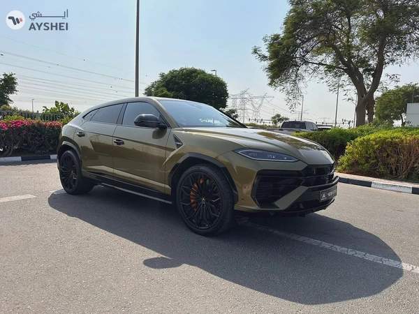 Lamborghini-URUS SE 2025