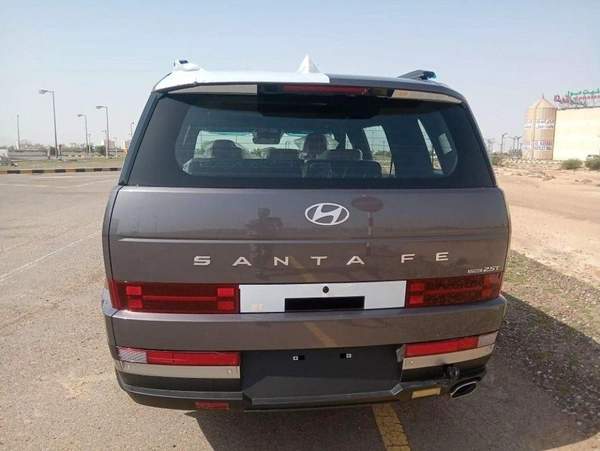 Hyundai Santa Fe 2.5L PETROL 4WD LUXURY 2025