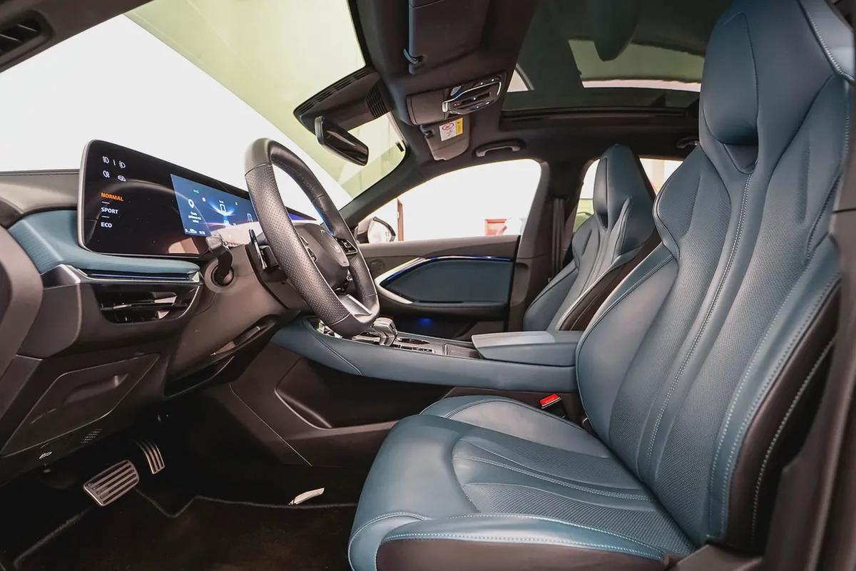 AED 1237 PM | MG7 2025 | TROPHY PLUS | UNDER 6 YEAR DEALER WARRANTY | PRISTINE CONDITION | GCC-1-1