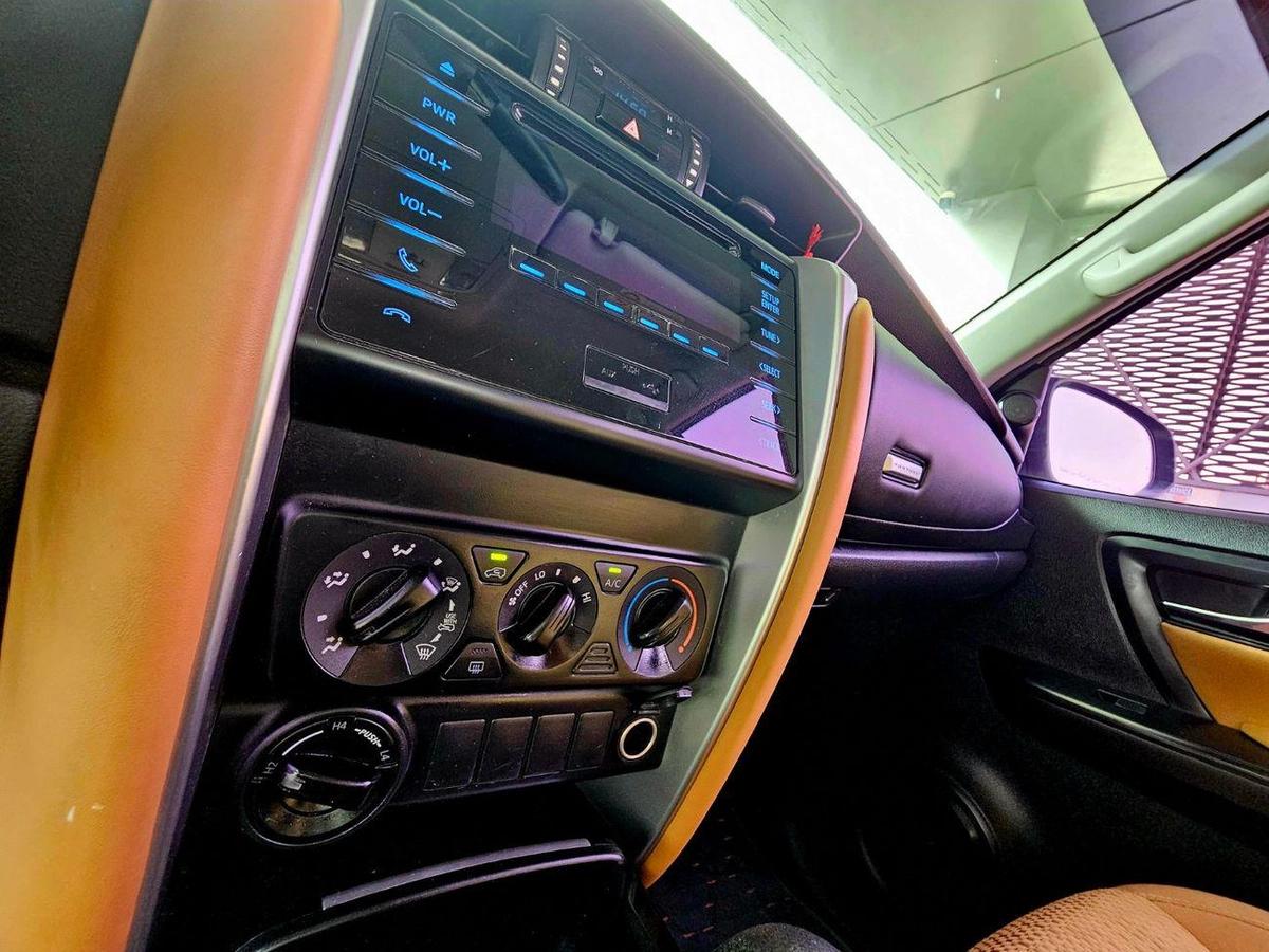 Toyota Fortuner EXR V4 4WD/ GCC SPECS/ LOW MILEAGE/ SINGLE OWNER-13-13