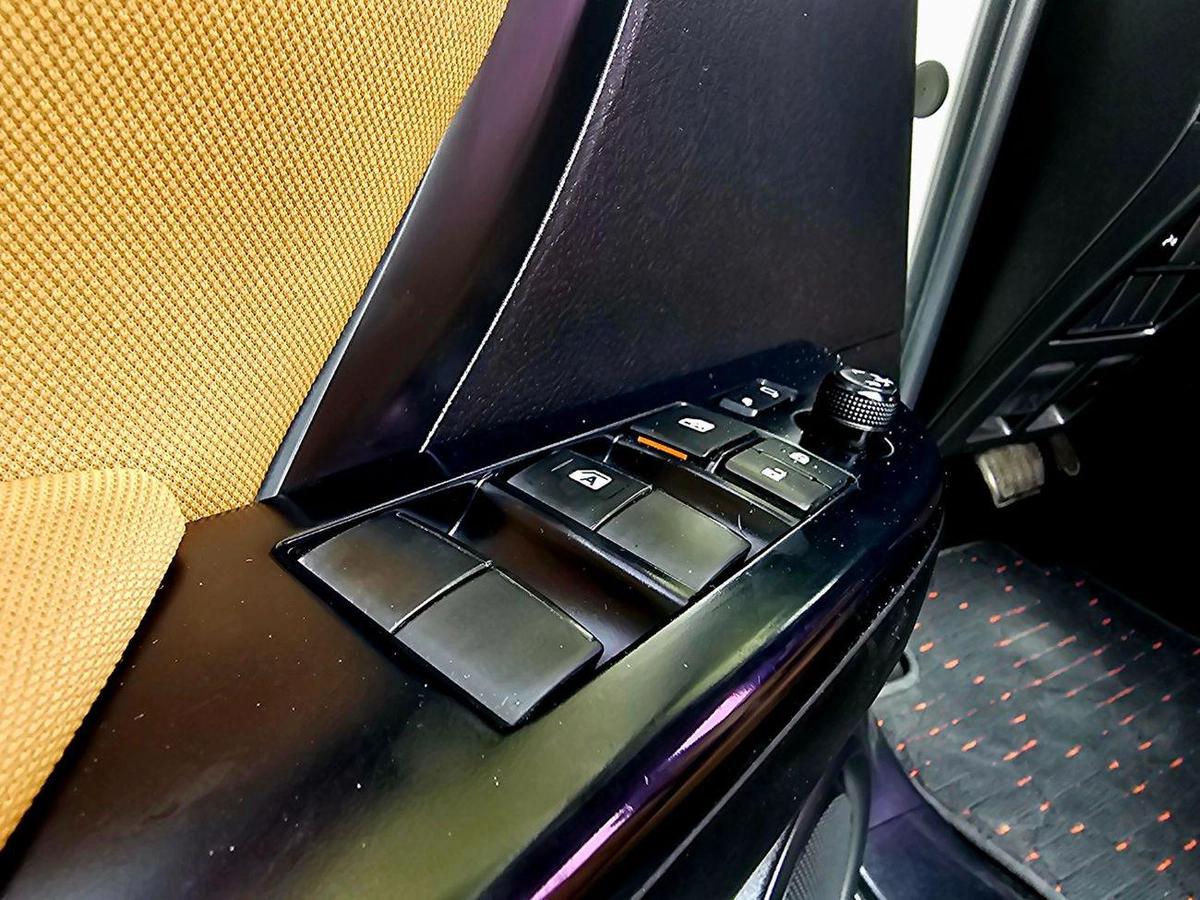 Toyota Fortuner EXR V4 4WD/ GCC SPECS/ LOW MILEAGE/ SINGLE OWNER-14-14