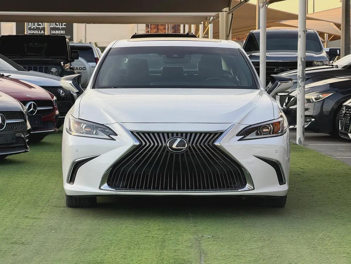 LEXUS ES 250 2021-0-0