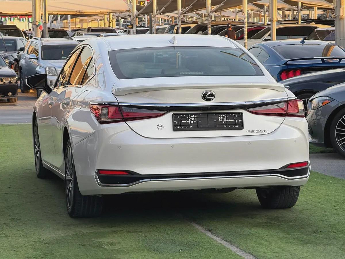 LEXUS ES 250 2021-4-4