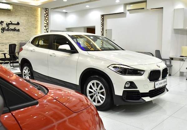 BMW X2 sDrive20i ( 2020 Model ) in White Color GCC Specs