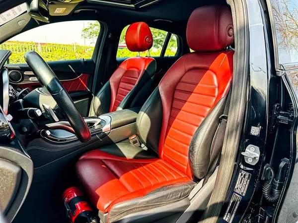 Mercedes GLC250 Coupe model 2019 GCC