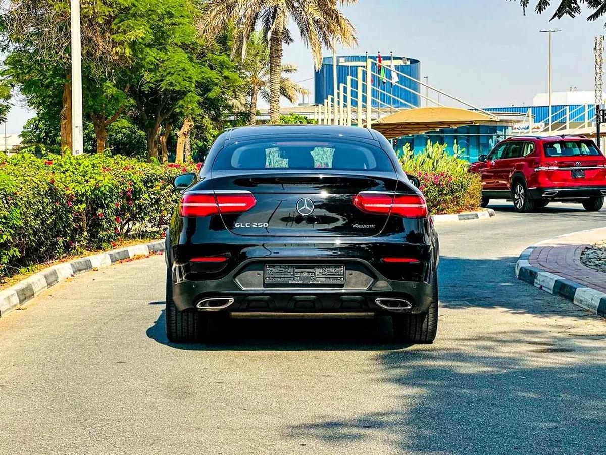 Mercedes GLC250 Coupe model 2019 GCC-9-9
