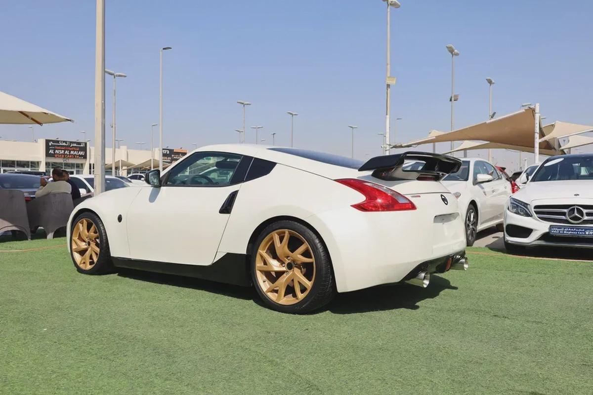 Used Nissan 370z 3.7L Coupe 2015-11-11
