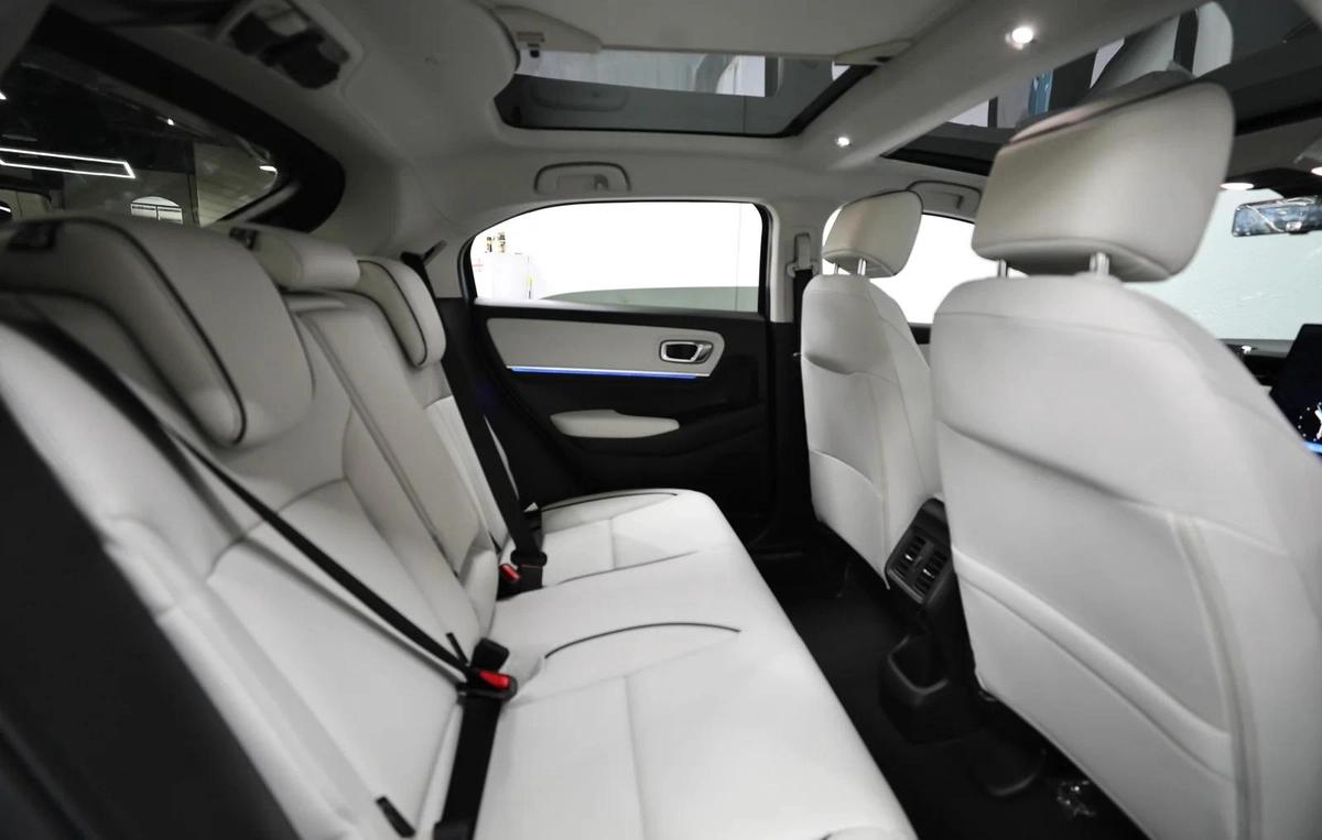 Honda ENS1 | Full Option | Brand New | Under Warranty Till 2028 | AED 900 monthly-12-12