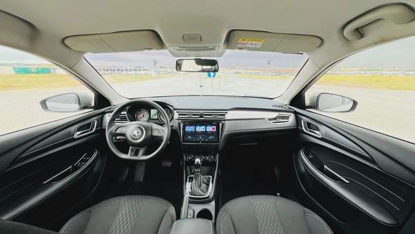 2022 MG5 Comfort - GCC Specs - Monthly Installment 500 aed