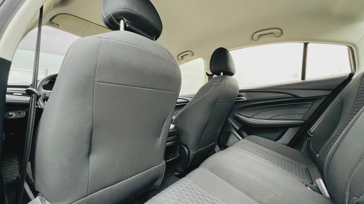 2022 MG5 Comfort - GCC Specs - Monthly Installment 500 aed-8-8