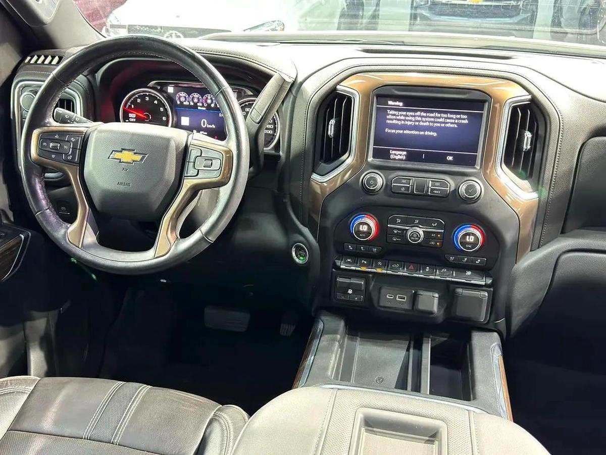 2022 - Chevrolet Silverado High Country - V8-12-12