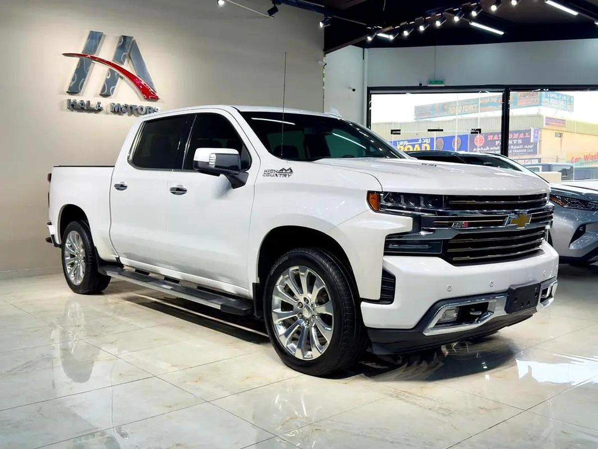 2022 - Chevrolet Silverado High Country - V8-8-8
