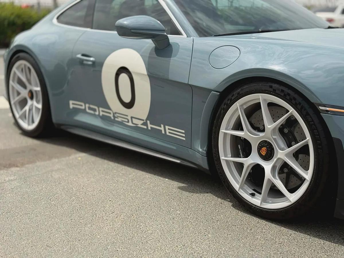 **2024**GERMAN SPEC NEAT AND CLEAN LESS KILOMETER-3-3