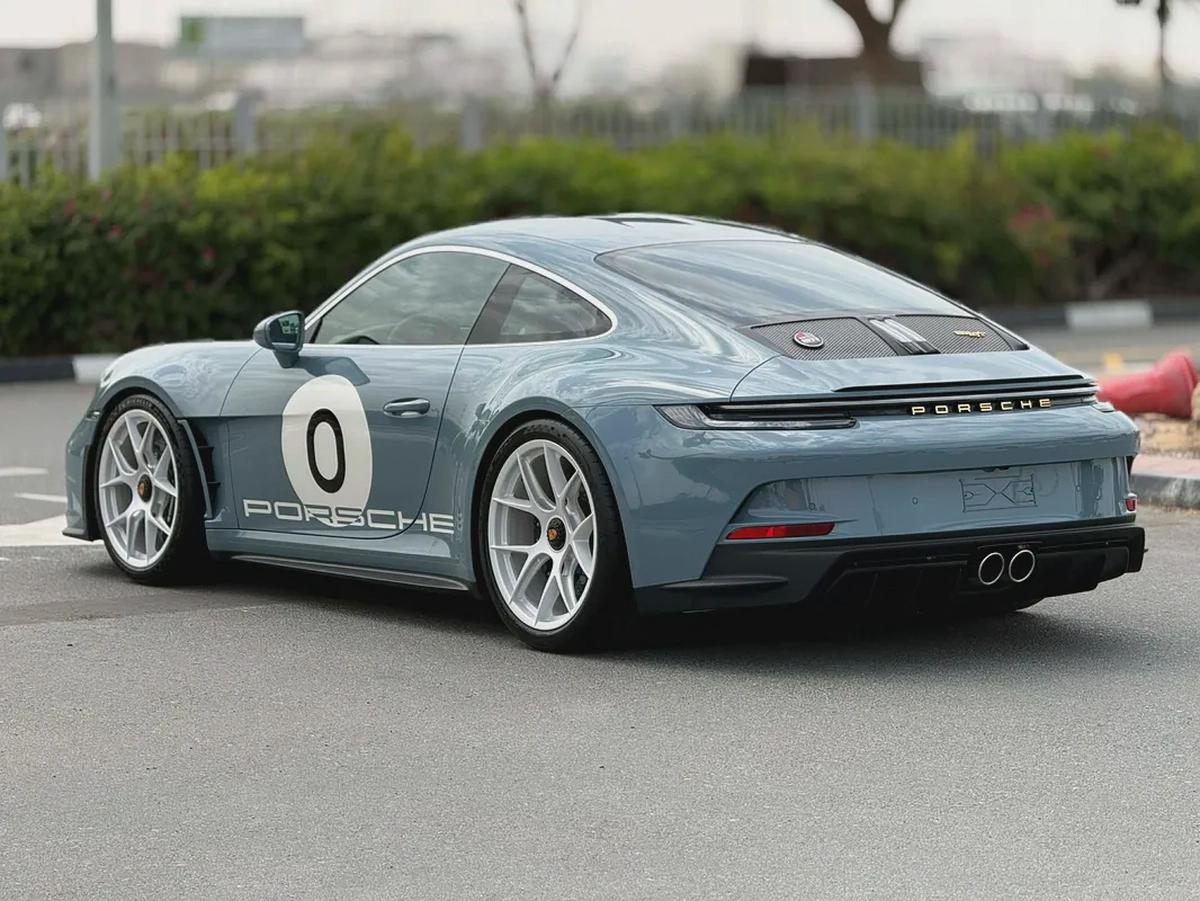 **2024**GERMAN SPEC NEAT AND CLEAN LESS KILOMETER-14-14