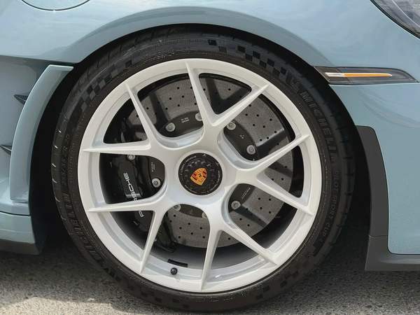 **2024**GERMAN SPEC NEAT AND CLEAN LESS KILOMETER