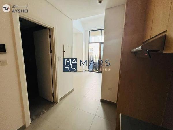 Charming Ground Floor Studio with Mini Garden!