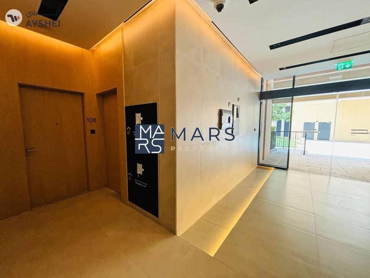 Charming Ground Floor Studio with Mini Garden!-7-7