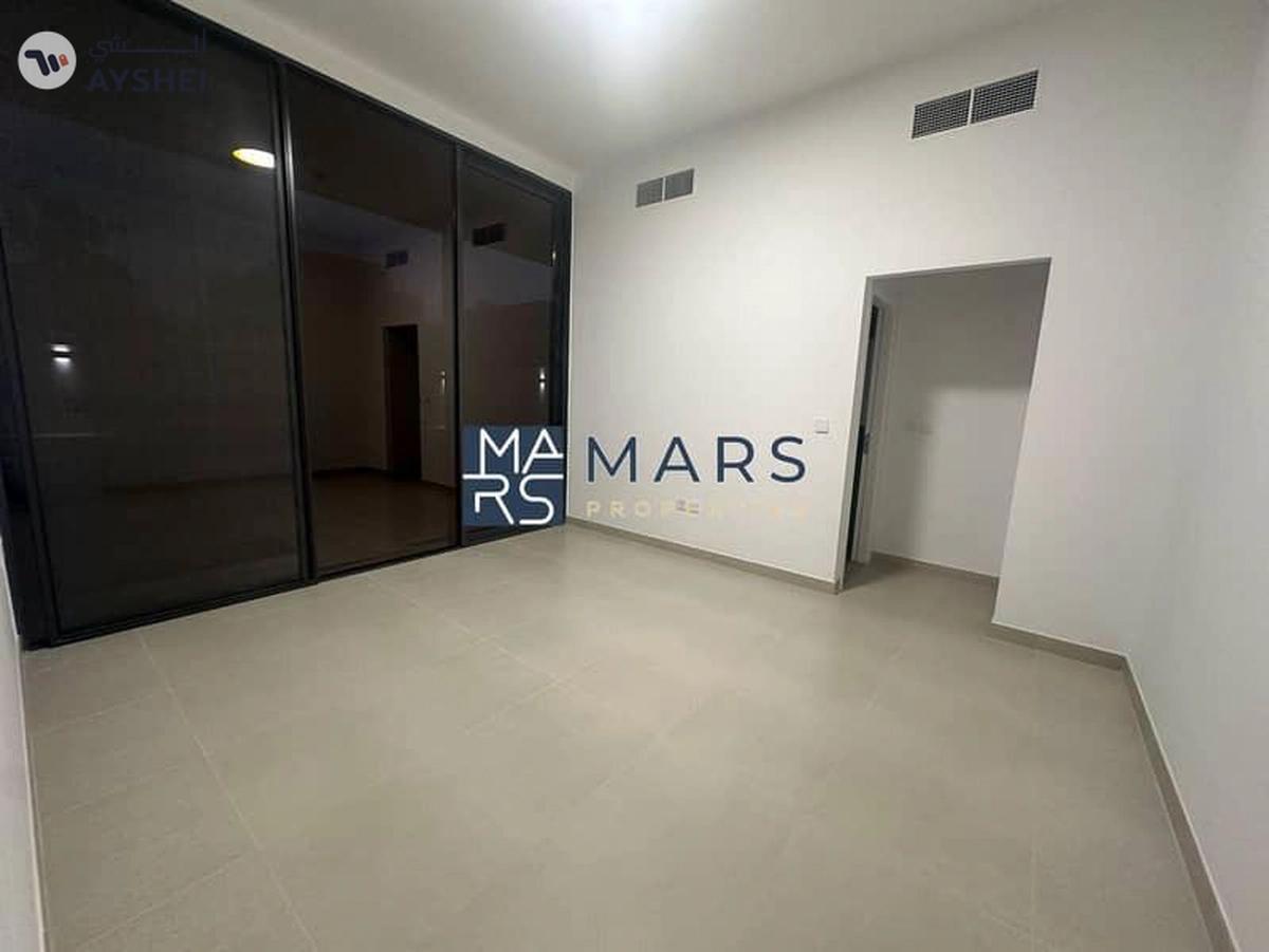 Stand Alone 5 Bedroom Villa With Pool In Masaar-10-10