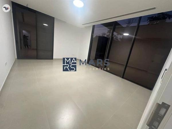 Stand Alone 5 Bedroom Villa With Pool In Masaar