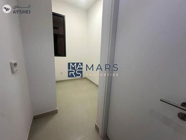 Stand Alone 5 Bedroom Villa With Pool In Masaar