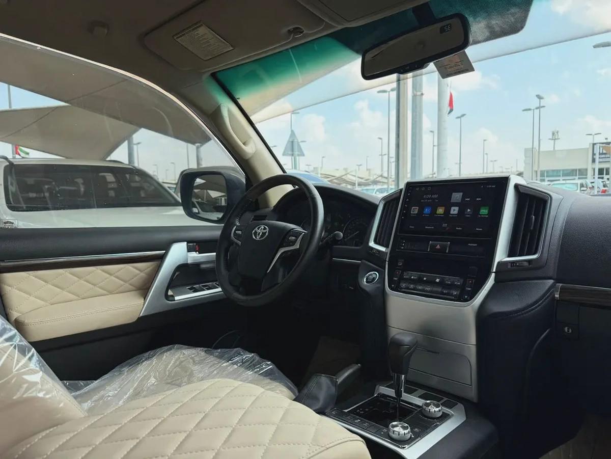 Toyota Land Cruiser 2008 update 2021-10-10