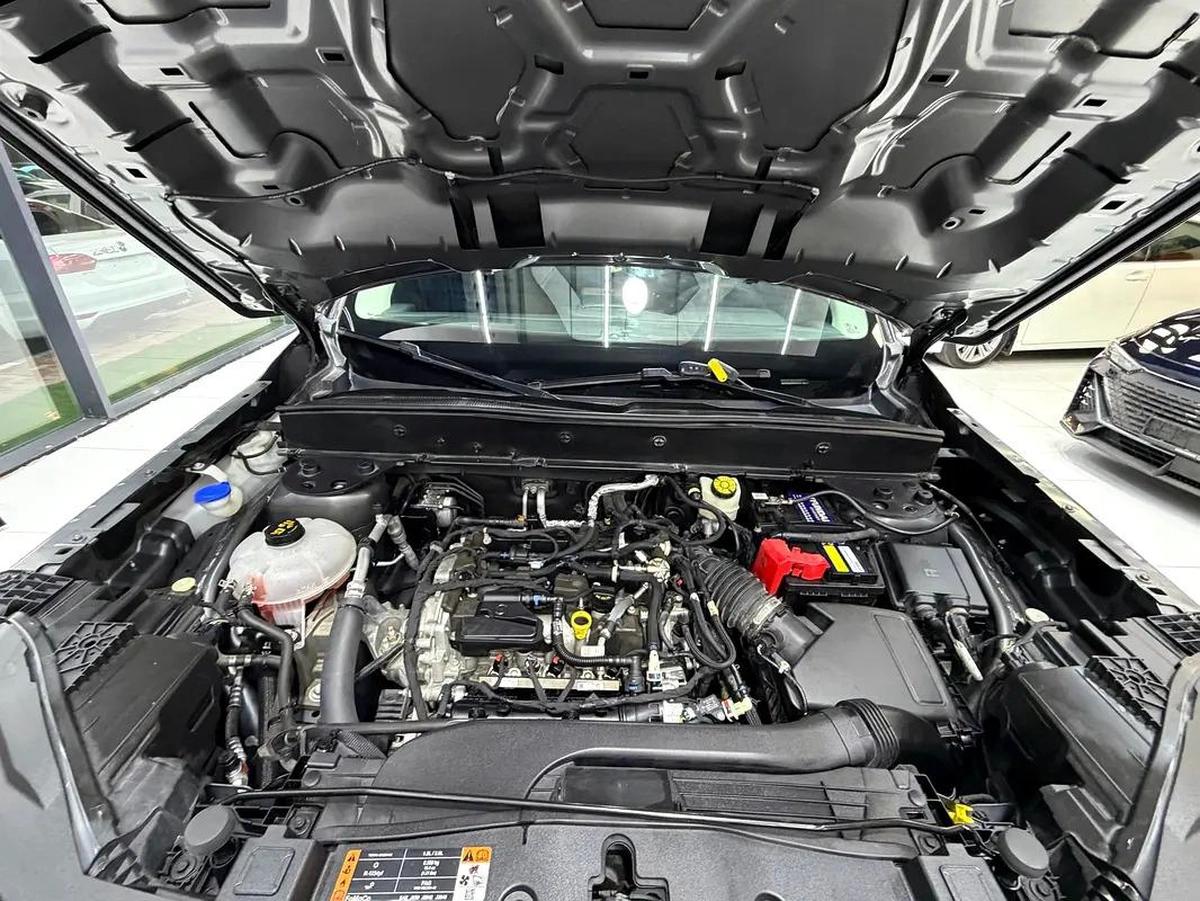 Ford Bronco Clean title-9-9