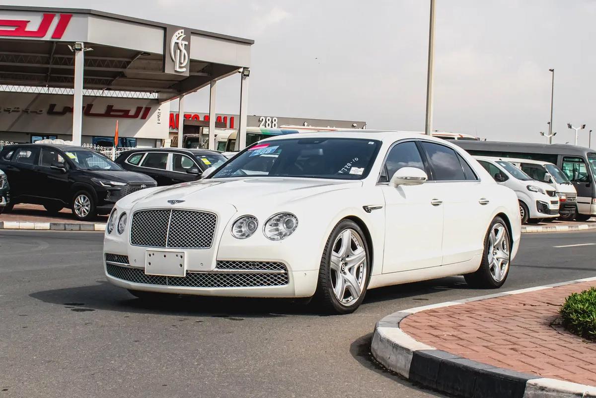2014 - BENTLEY FLYING SPUR - SUPER CLEAN - ONLY 50,000 KM-1-1