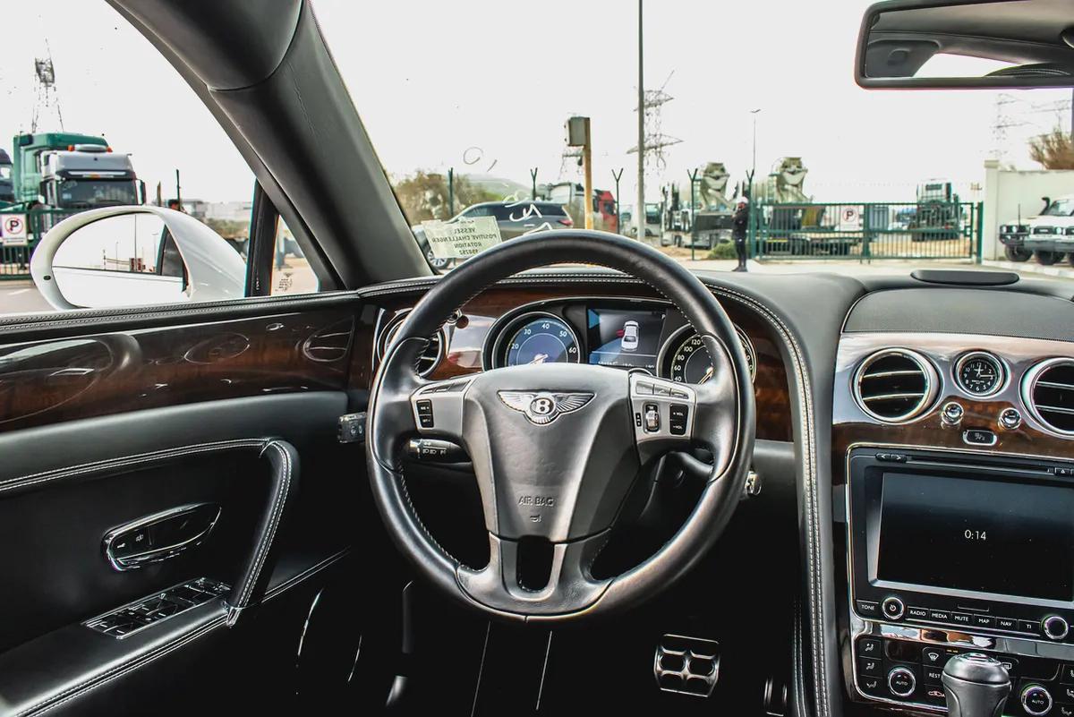 2014 - BENTLEY FLYING SPUR - SUPER CLEAN - ONLY 50,000 KM-11-11