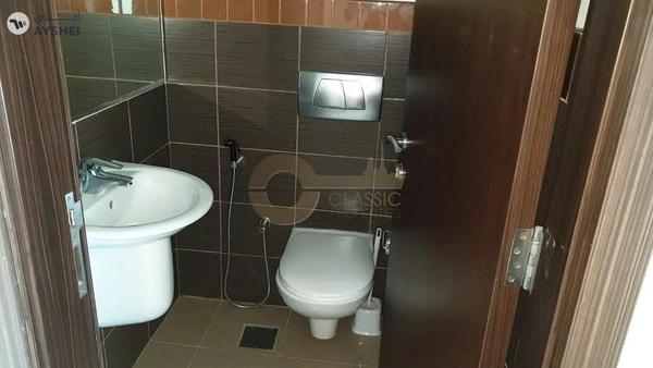 Canal View | Spacious 1 BR | Excellent location