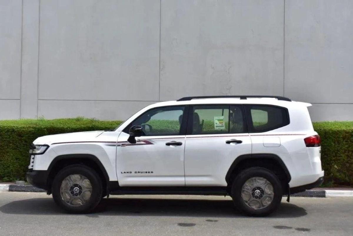 Toyota Land Cruiser 2024 TOYOTA LAND CRUISER 300 GR-SPORT V6 3.3L TWIN TURBO AT-2-2