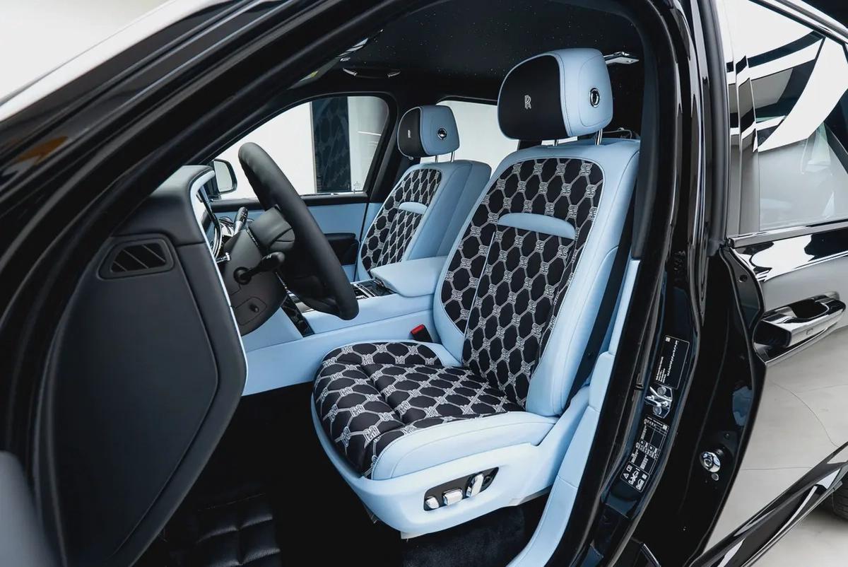 2026 ROLLS ROYCE CULLINAN | BALCK BADGE | GCC | MAIN DEALER WARRANTY SERVICE-11-11