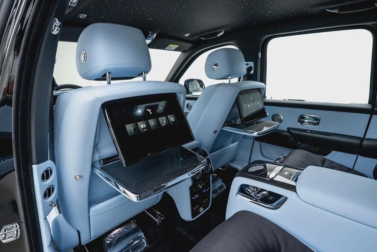 2026 ROLLS ROYCE CULLINAN | BALCK BADGE | GCC | MAIN DEALER WARRANTY SERVICE-14-14