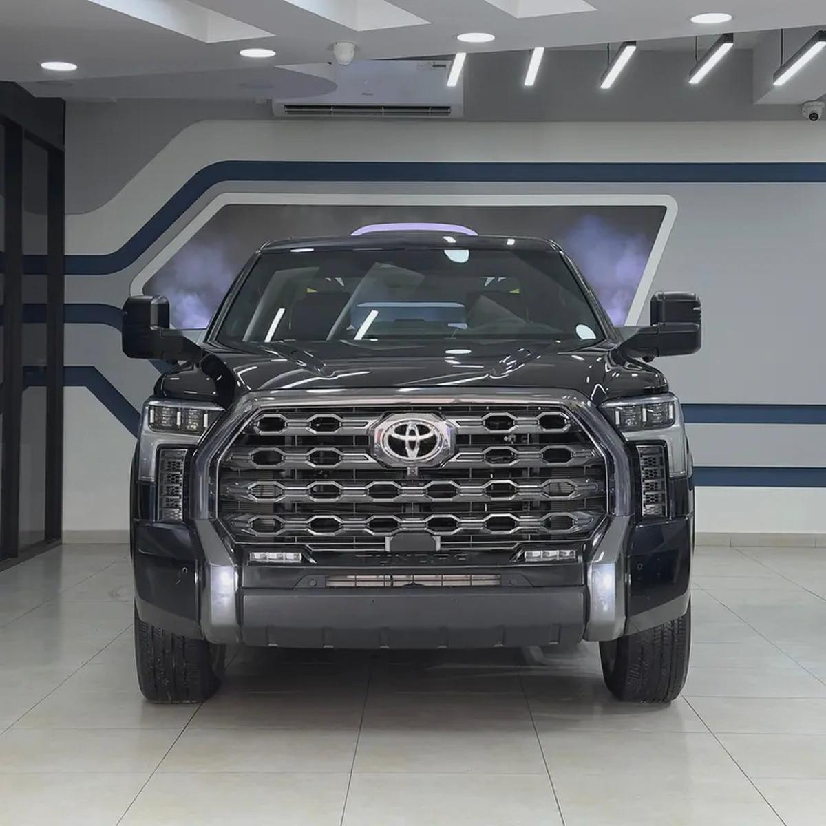 2023 Toyota Tundra Platinum-1-1