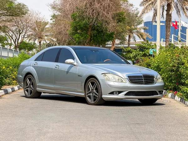 Mercedes S500 GCC Very Low Mileage Model 2006
