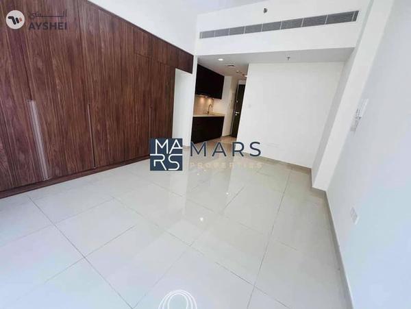 Luxury // Brand New // Ready to move