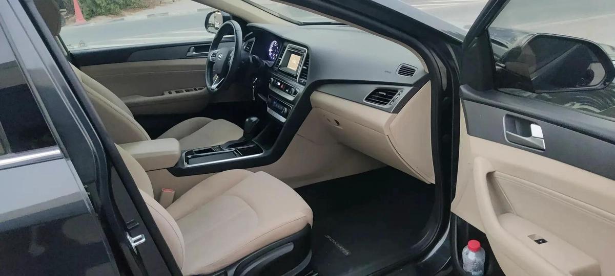 Hyundai Sonata GL 2018 - GCC Specs - Excellent Condition-6-6