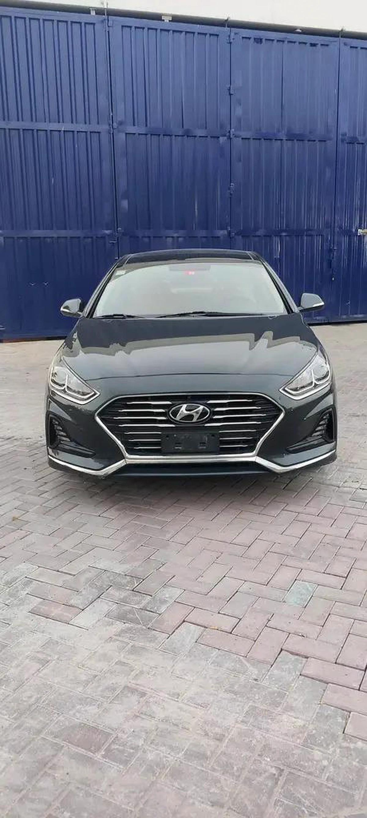 Hyundai Sonata GL 2018 - GCC Specs - Excellent Condition-5-5