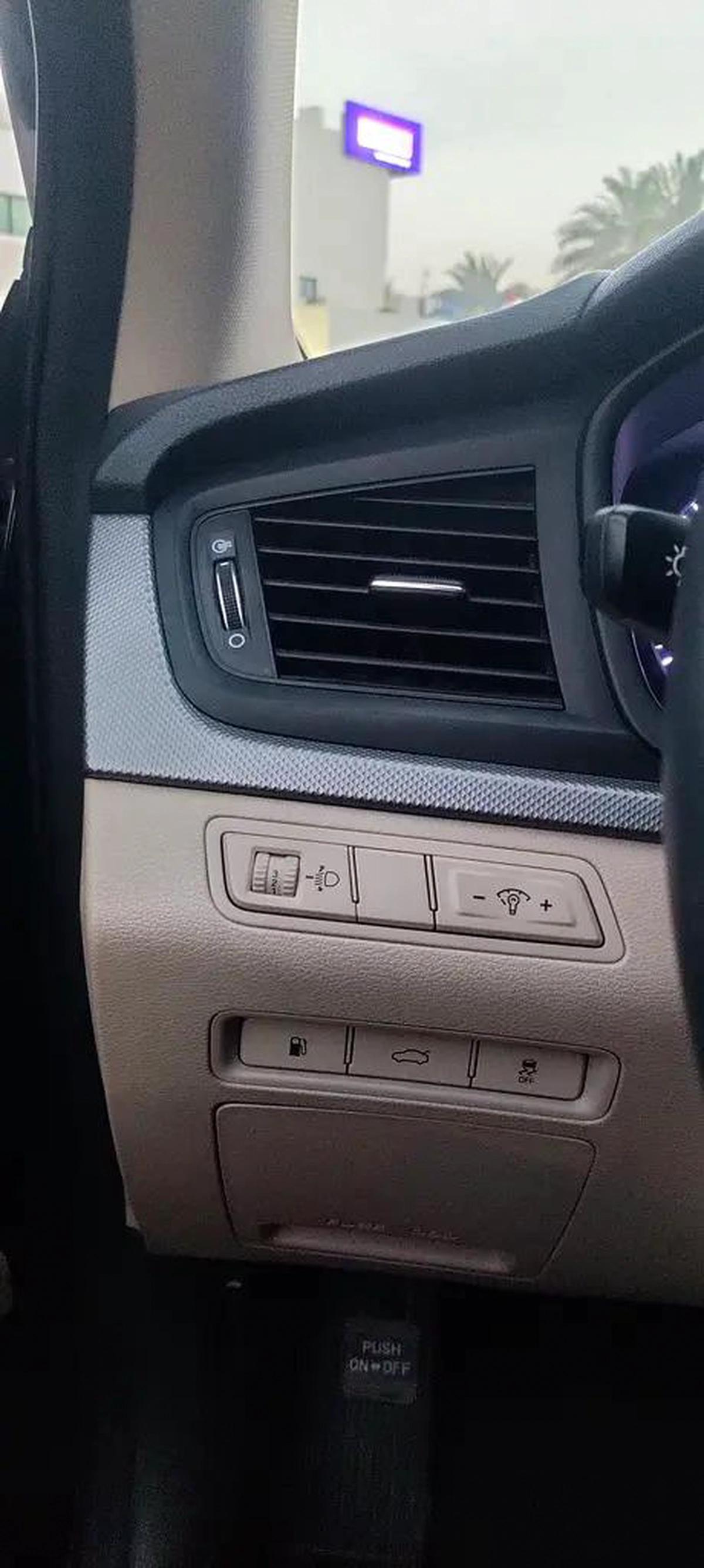 Hyundai Sonata GL 2018 - GCC Specs - Excellent Condition-11-11