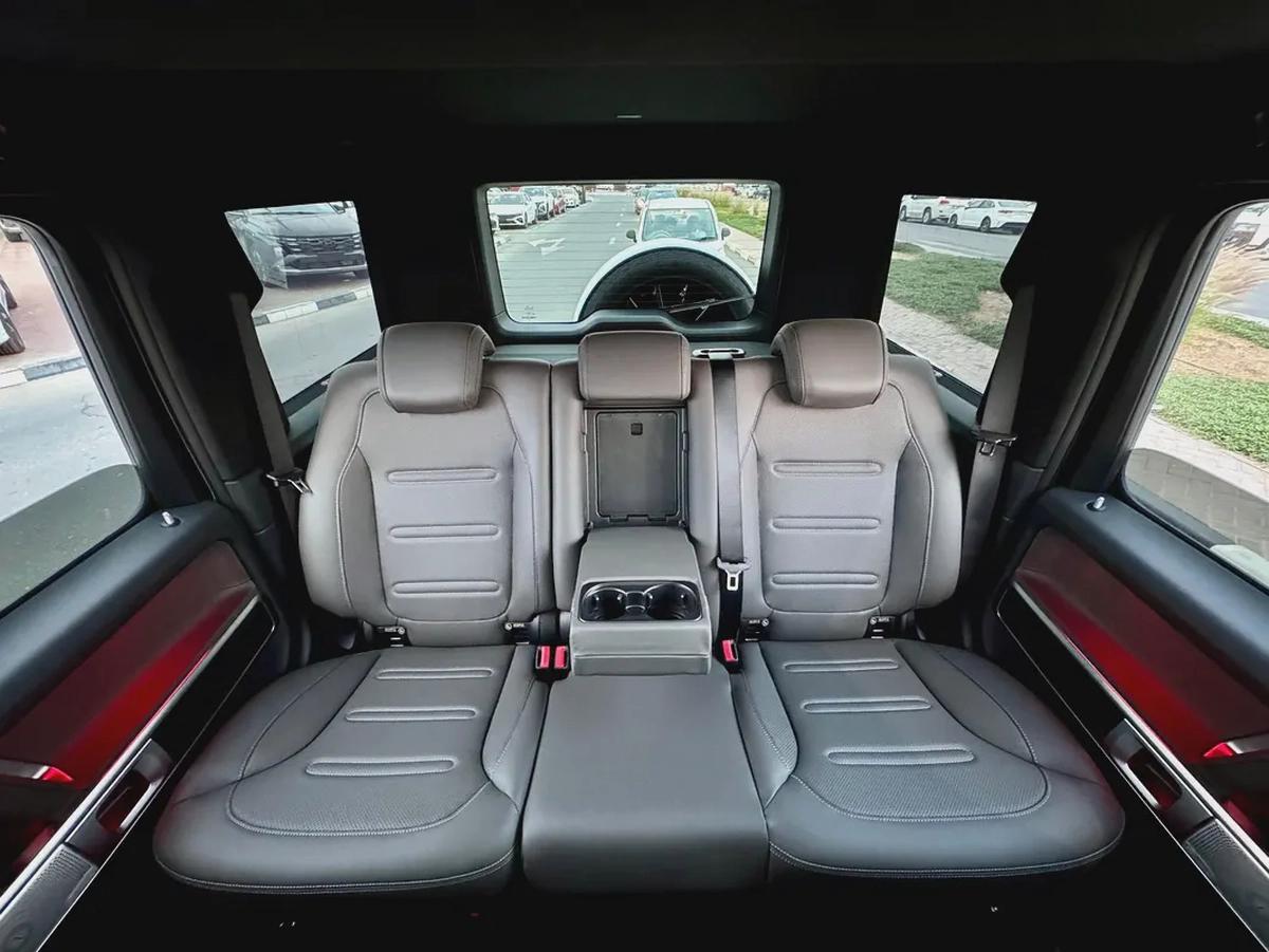 2024 Mercedes-Benz G-Class G 400 d - Japanese Specs - Auction Grade 5/A-11-11