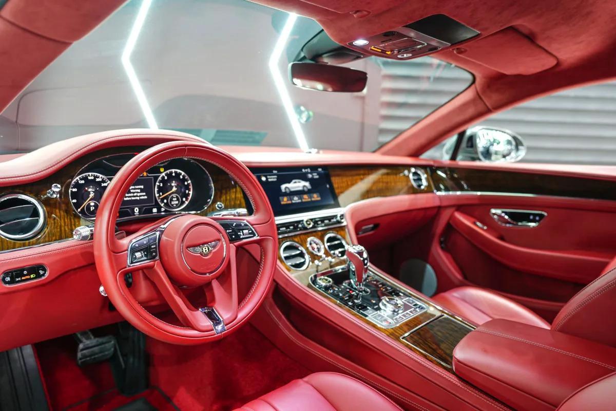 Bentley Continental GT-1-1