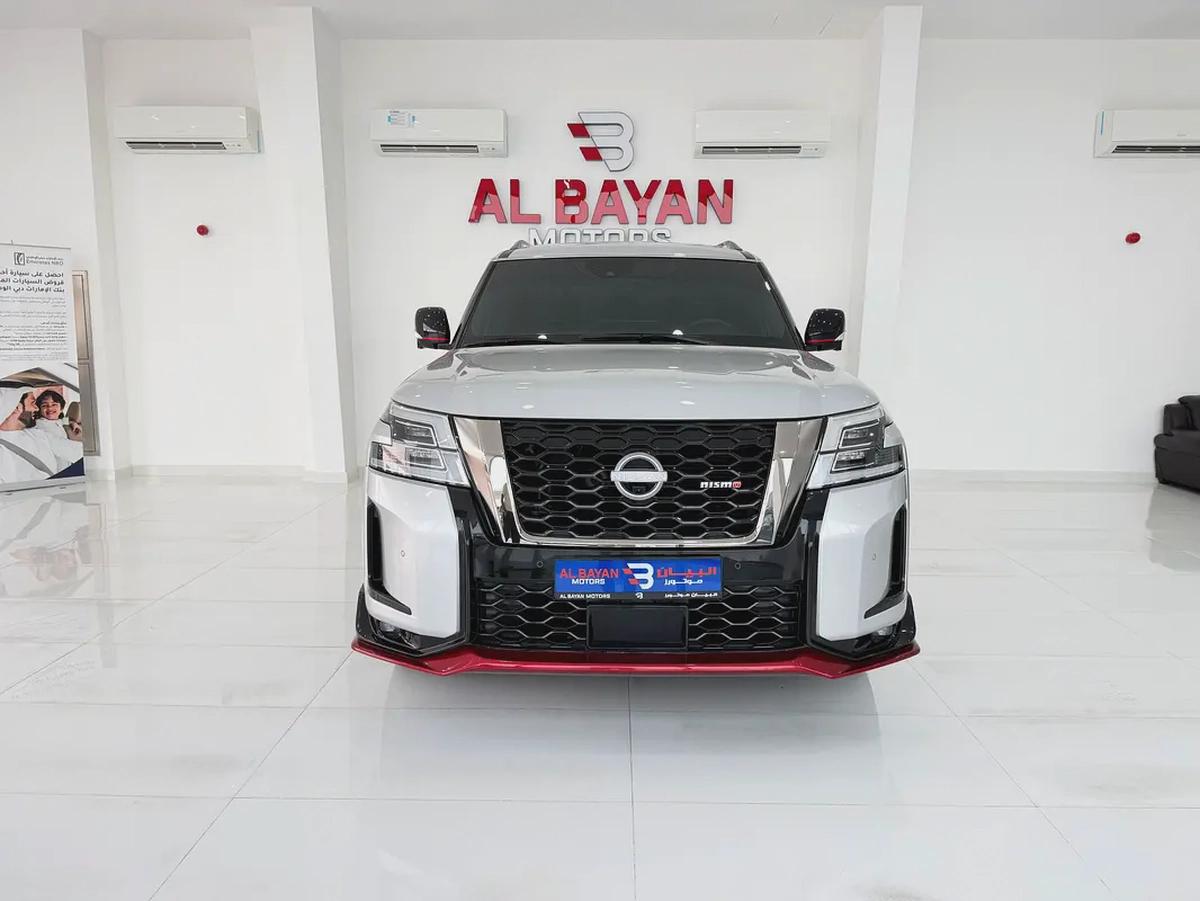 نيسان باترول نيسمو فضي / احمر خليجي المسعود Nissan Patrol NISMO 2022 GCC Specs Pristine Condition-4-4
