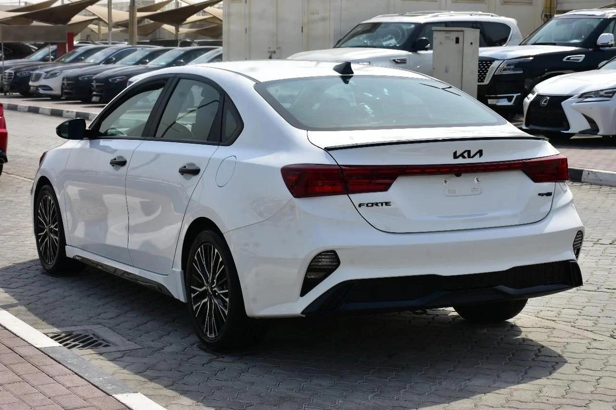 FORTE GT LINE 2024 | WHITE-9-9