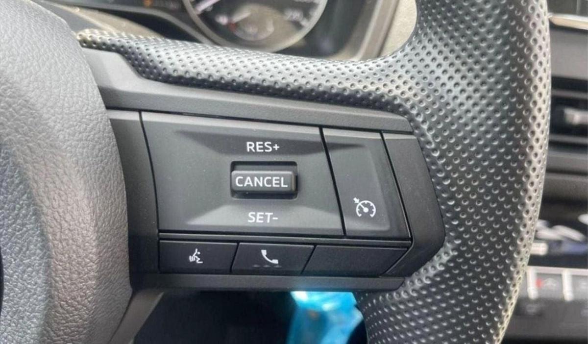 Mitsubishi L200 L200 GLX AT FULL OPTION DIESEL-13-13